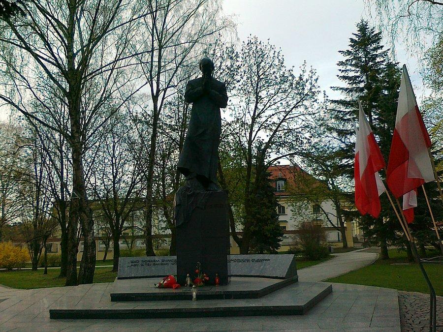 Pomnik ks. Jerzego Popiełuszki