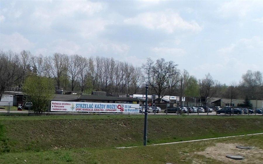 Strzelać każdy może, a reklama dźwignią handlu