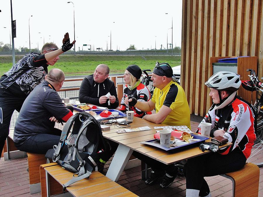 Wracamy do Tczewa. McDonald's w Nowym Dworze.Żegnamy się i wracamy do domów
