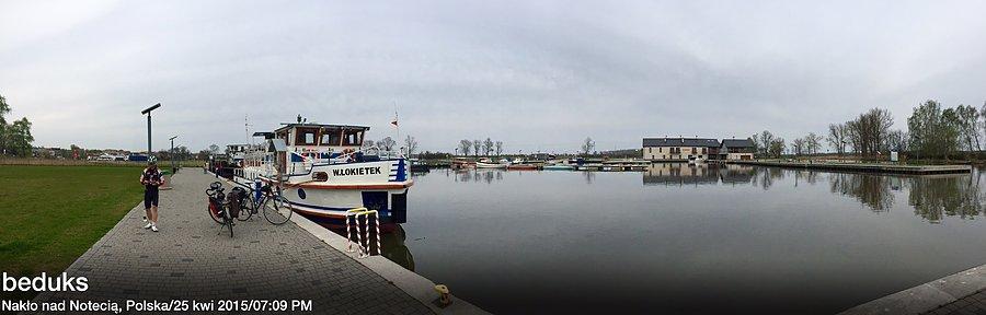 Panorama portu w Nakle