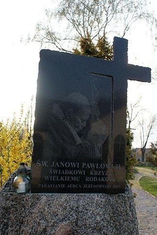 Janowi Pawłowi II - Świadkowi krzyża
