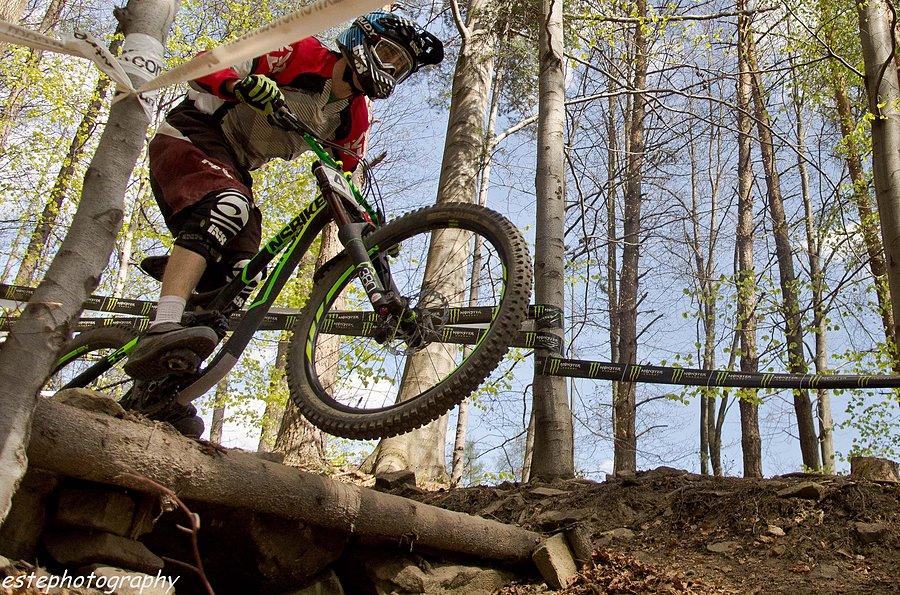 Diverse Downhill Contest