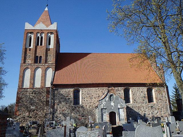 Dębowa Łąka – kościół p.w. św. Apostołów Piotra i Pawła