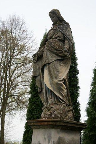 Figura cmentarna