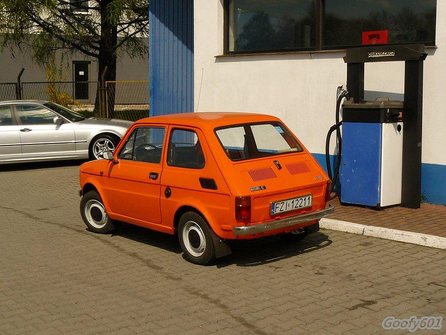 Pięknie zachowany Maluszek :)