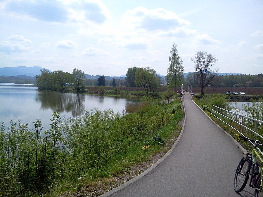 Nad jeziorem Olesna
