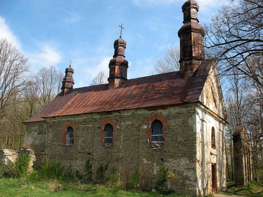 Królik Polski - cerkiew w ruinie
