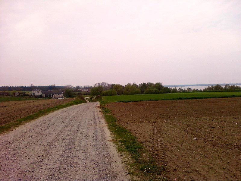 Szlak wzdłuż Jeziorska