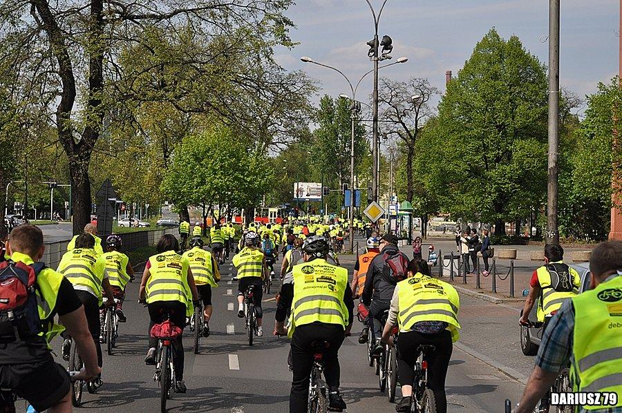 8 Zagłębiowska MASA Krytyczna