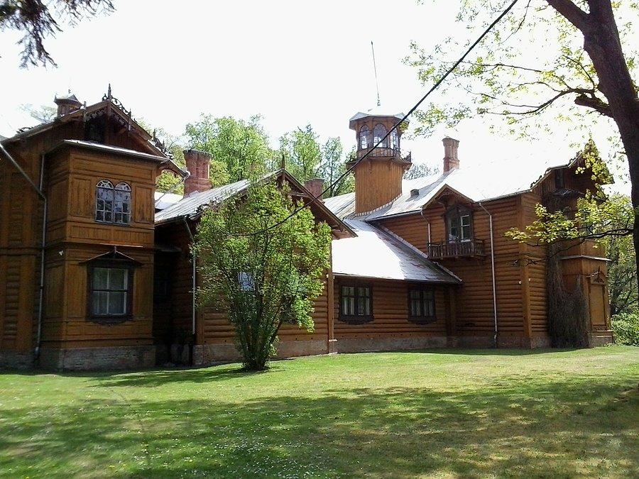 Pałacyk od tyłu