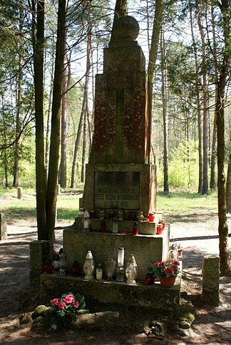 Miejsce ofiar pomordowanych męczeńską śmiercią 1942r