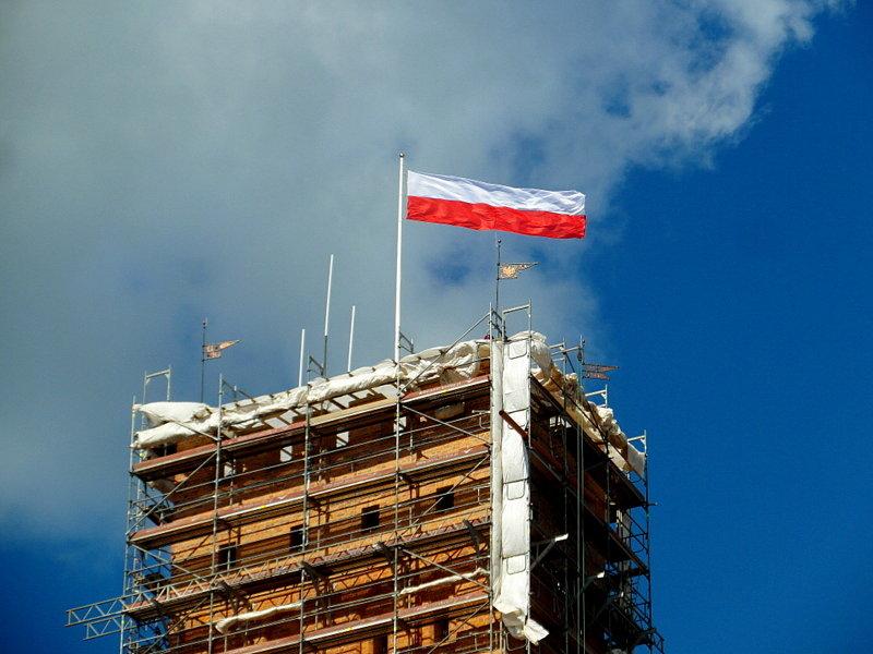 Flaga na zamku - święto flagi