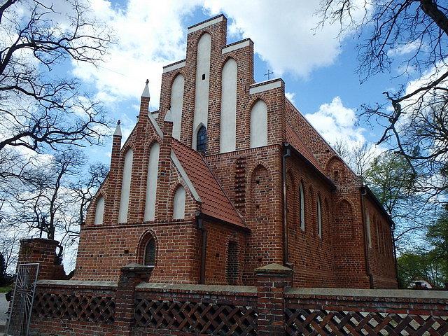 Chełmonie – kościół p.w. św. Bartłomieja