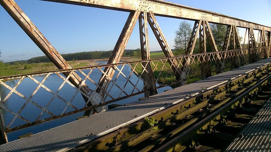 Sypitki. Most wąskotorówki na rzece Ledze