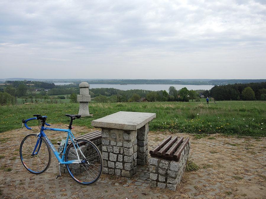 Punkt widokowy Łężeczki - widok na Jezioro Chrzypskie