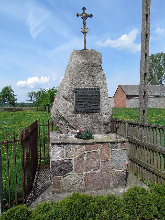 Brenica - pomnik