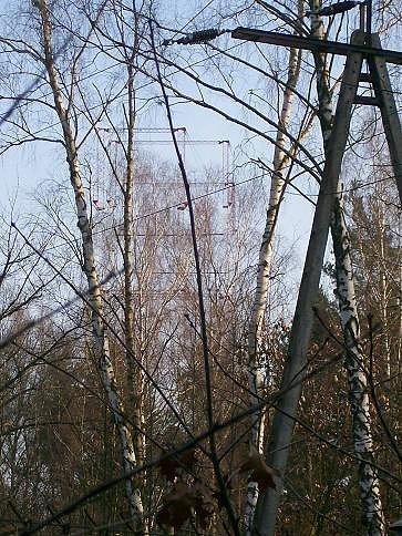 Ostatnie maszty, na których rozpięta była antena nadawcza nadajnika w Leszczynce