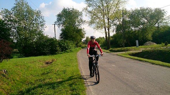 Piotrek na rowerze