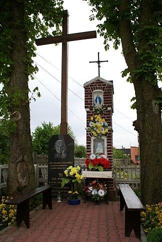 Małecz kapliczkami słynie