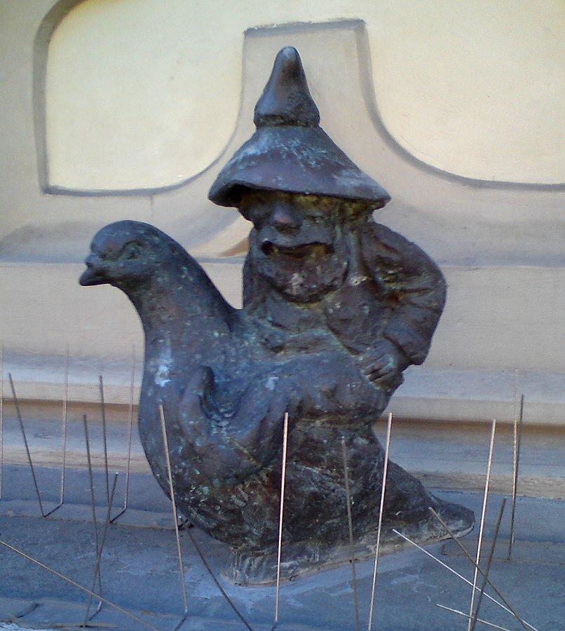 Gołębnik, Rynek