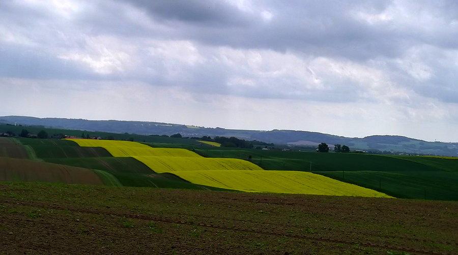 Pięknie pofałdowany teren