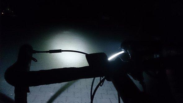 Test lampy rowerowej