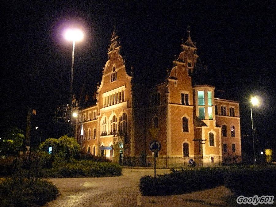 Pszczyna nocą :)