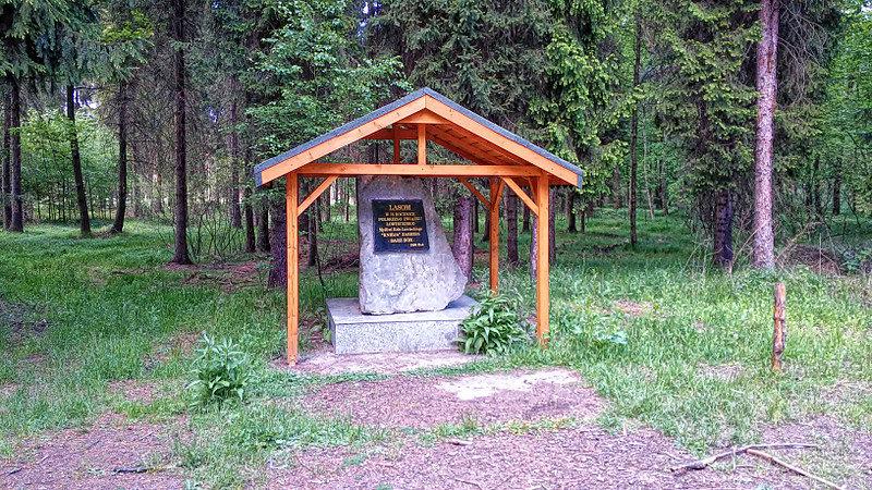 Kolejna tablica pamiątkowa