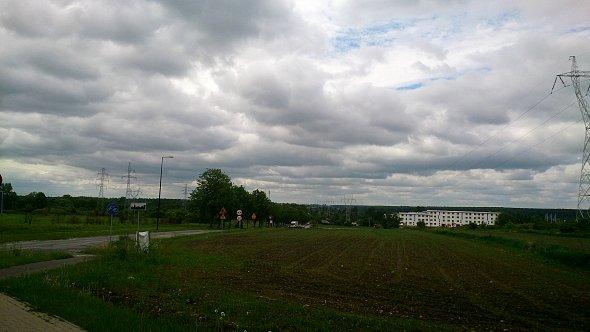 Ciężkie chmury nad Zalewem