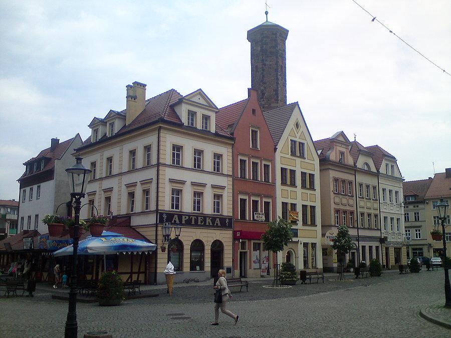 Rynek w Lubaniu