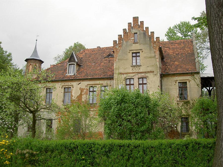 Pałac w Sarbach