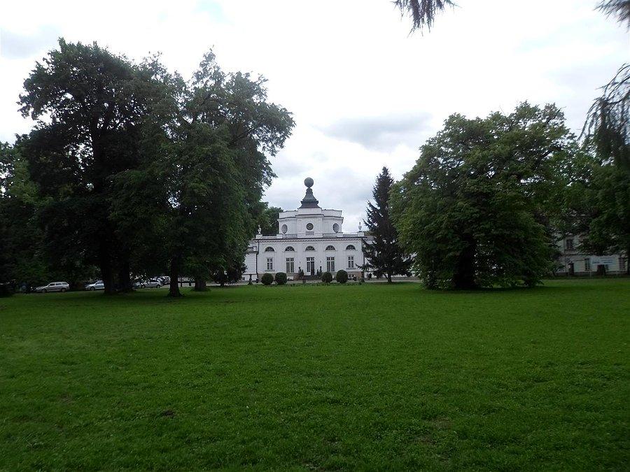 Zespół parkowo - pałacowy w Jabłonnej