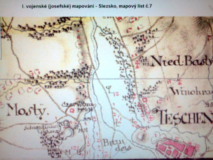 Cieszyn i szańce na mapie z XVIII w