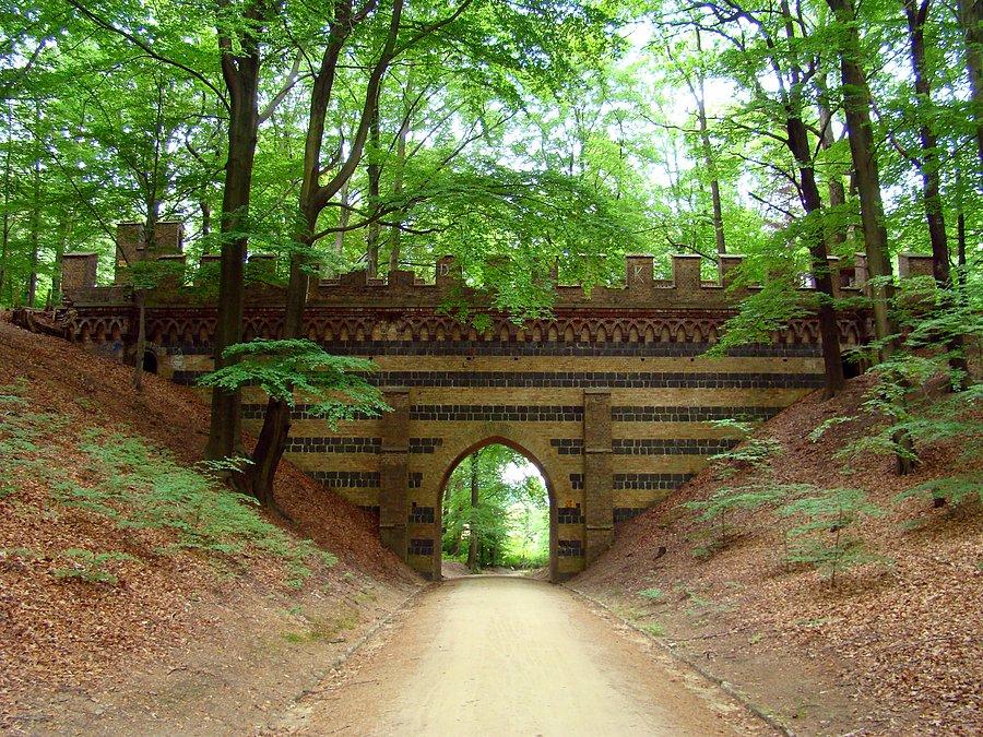 Łęknica. Park Mużakowski - Wiadukt