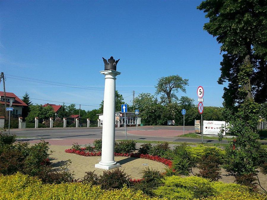 Kolumna ukoronowana Czosnów