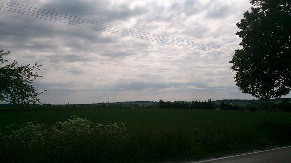 Chmury nad polami koło Strzyżewic