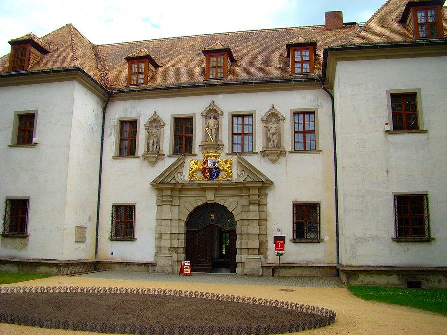 Stary Zamek w Parku Mużakowskim w Bad Muskau