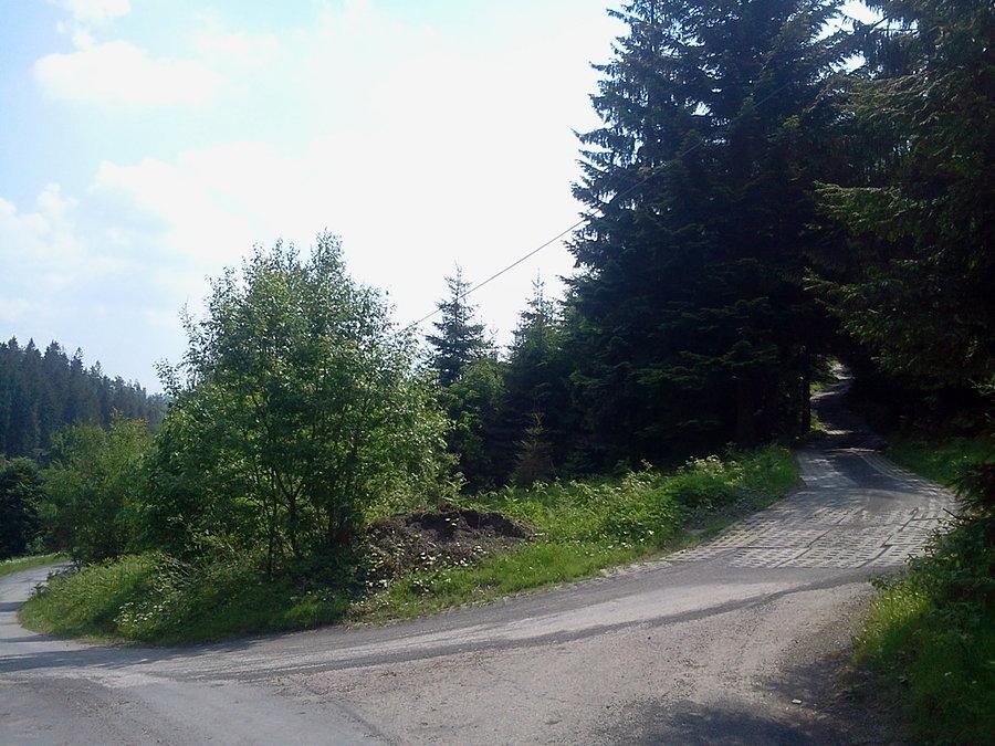Podjazd na Skolnity