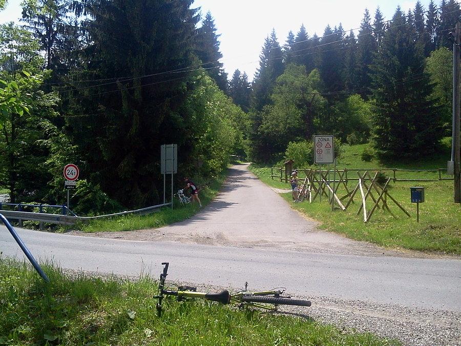 Początek podjazdu