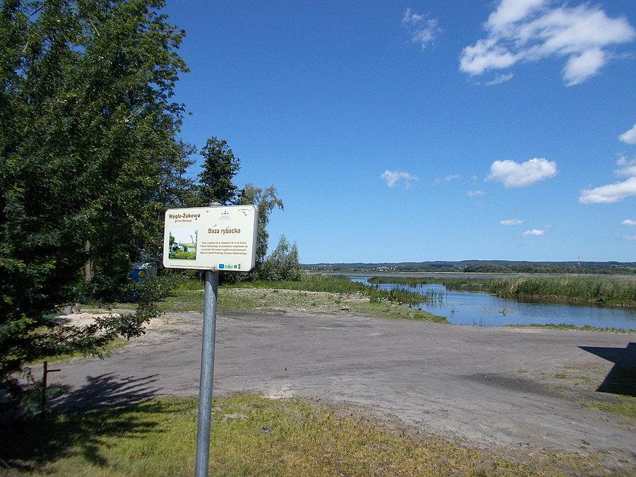 Węgle - widok na Jezioro Drużno