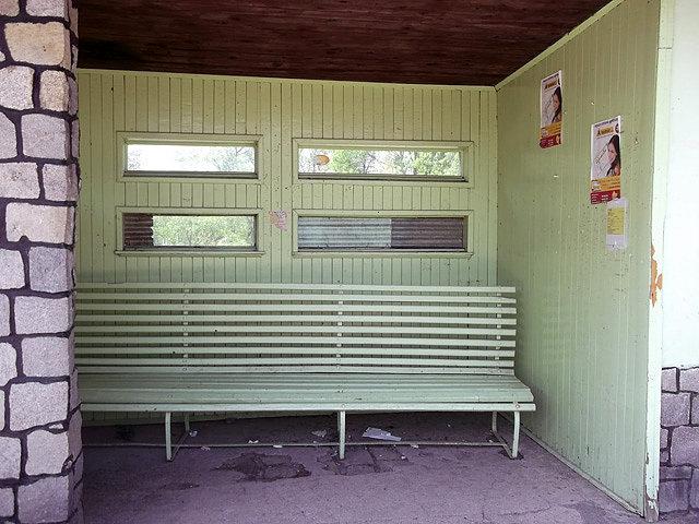 Zadbany przystanek