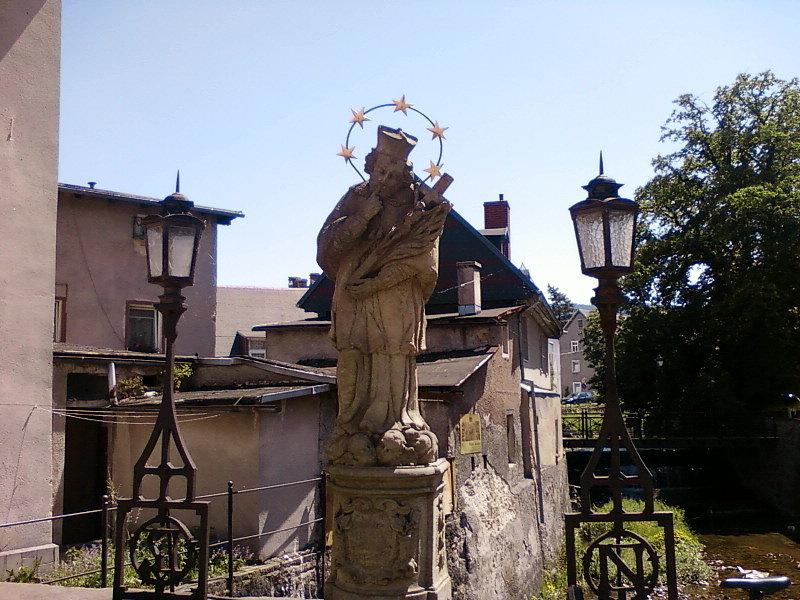 Figura Św. Jana Nepomucena
