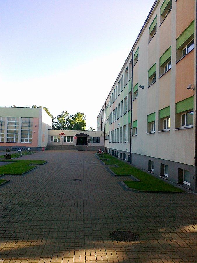 Nieco sentymentalnie. II LO w Białymstoku