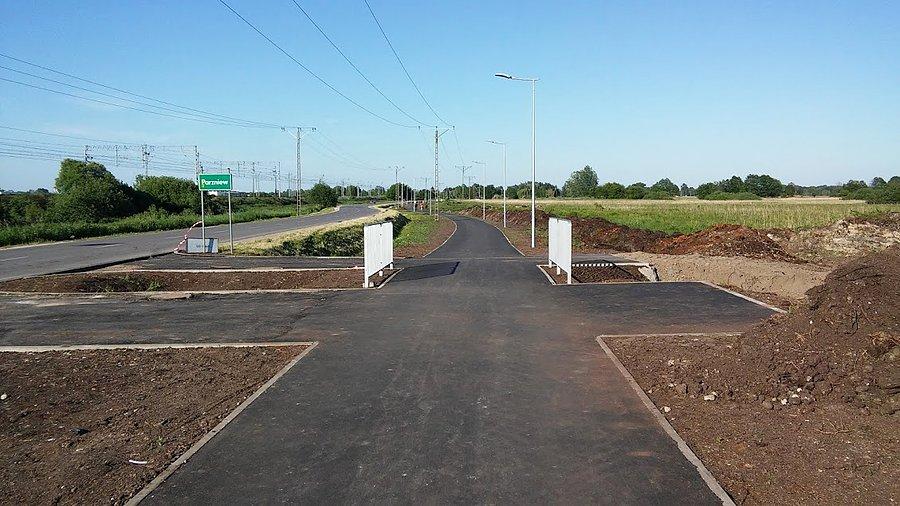 Nowa ścieżka rowerowa z Brwinowa do Parzniewa