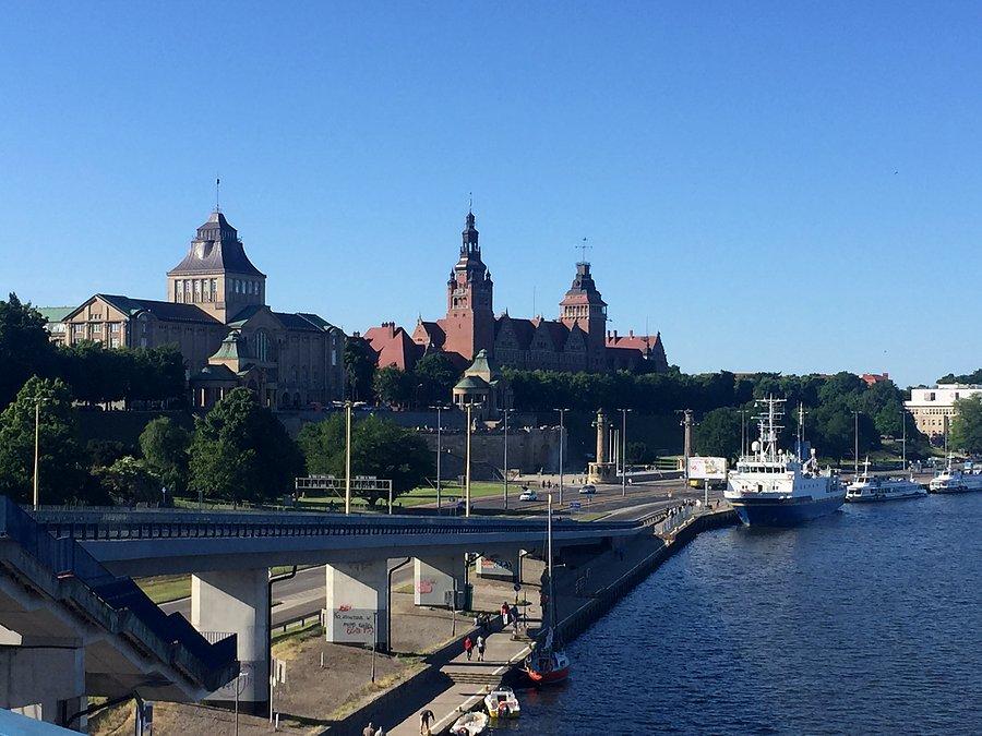 Panorama na wały Chrobrego w Szczecinie