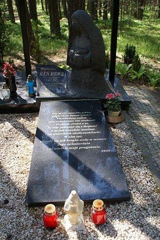 Tu leży śp. bł. Alicja