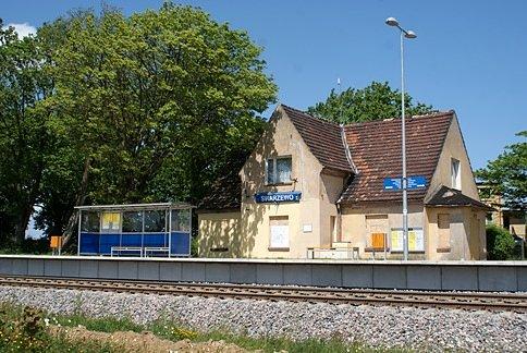 Stacja Swarzewo - tu tutaj kończy się albo zaczyna DDR zwiniętych torów
