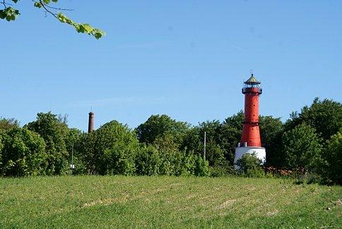Wysokość wieży to 32,7 m