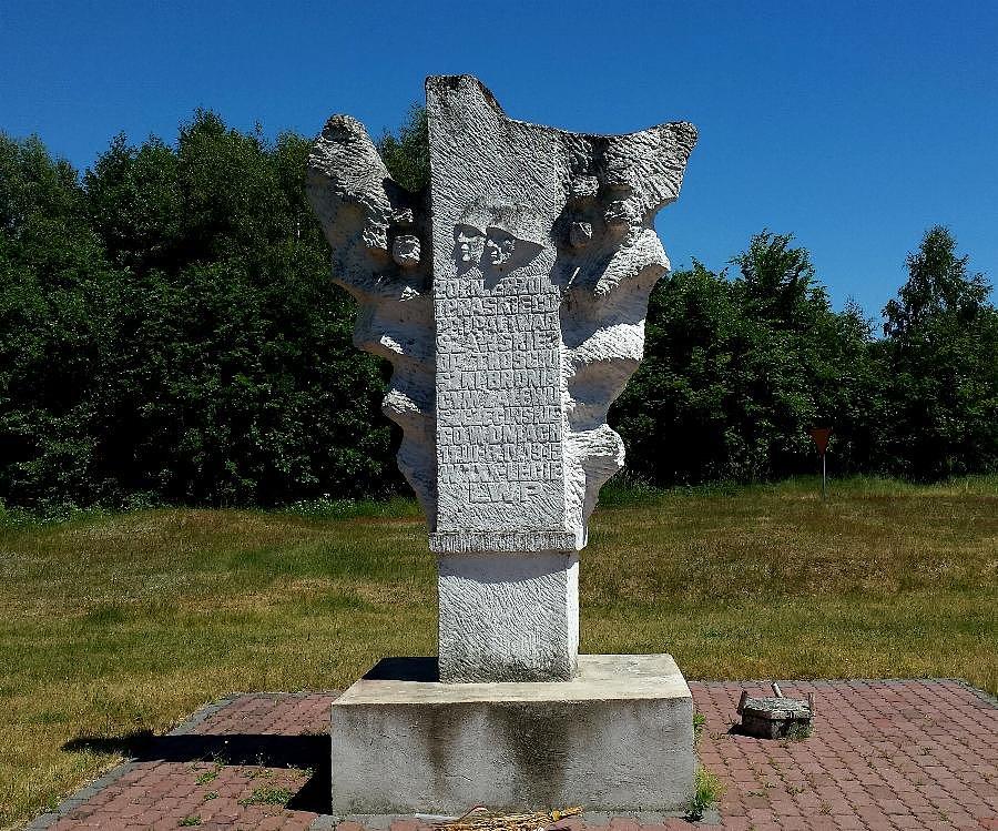 Bogusławie - pomnik