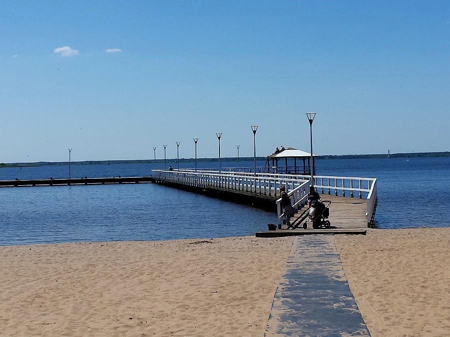 Molo i plaża w Stepnicy